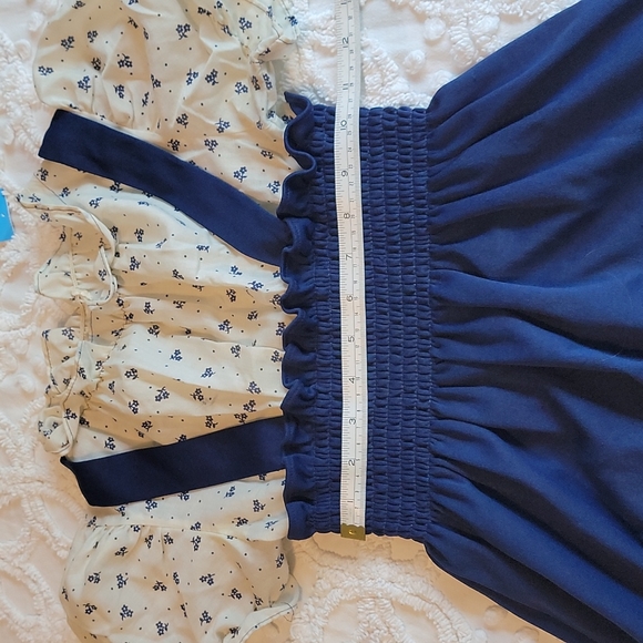 Shirred vintage girls dress - Picture 7 of 7